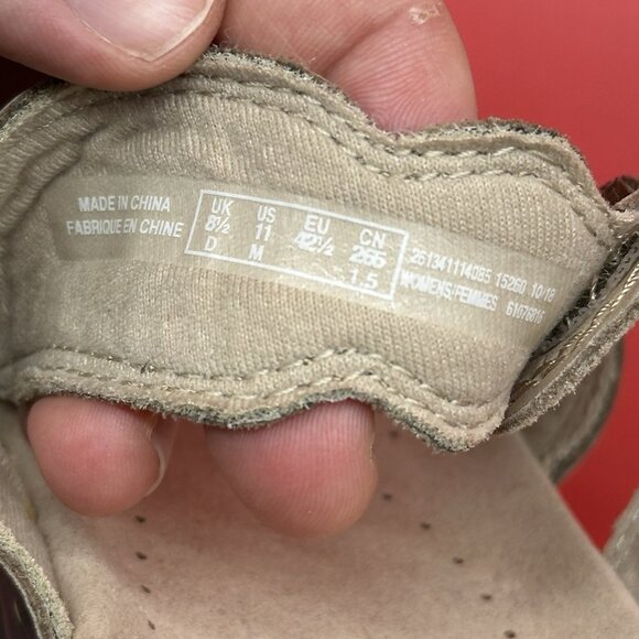 Clarks Leisa Grace Beige Sand Leather Slide Comfort Casual Sandals Size 11M NWT - Picture 11 of 11